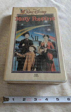 vintage Walt Disney Home Video VHS tape of the movie Mary Poppins